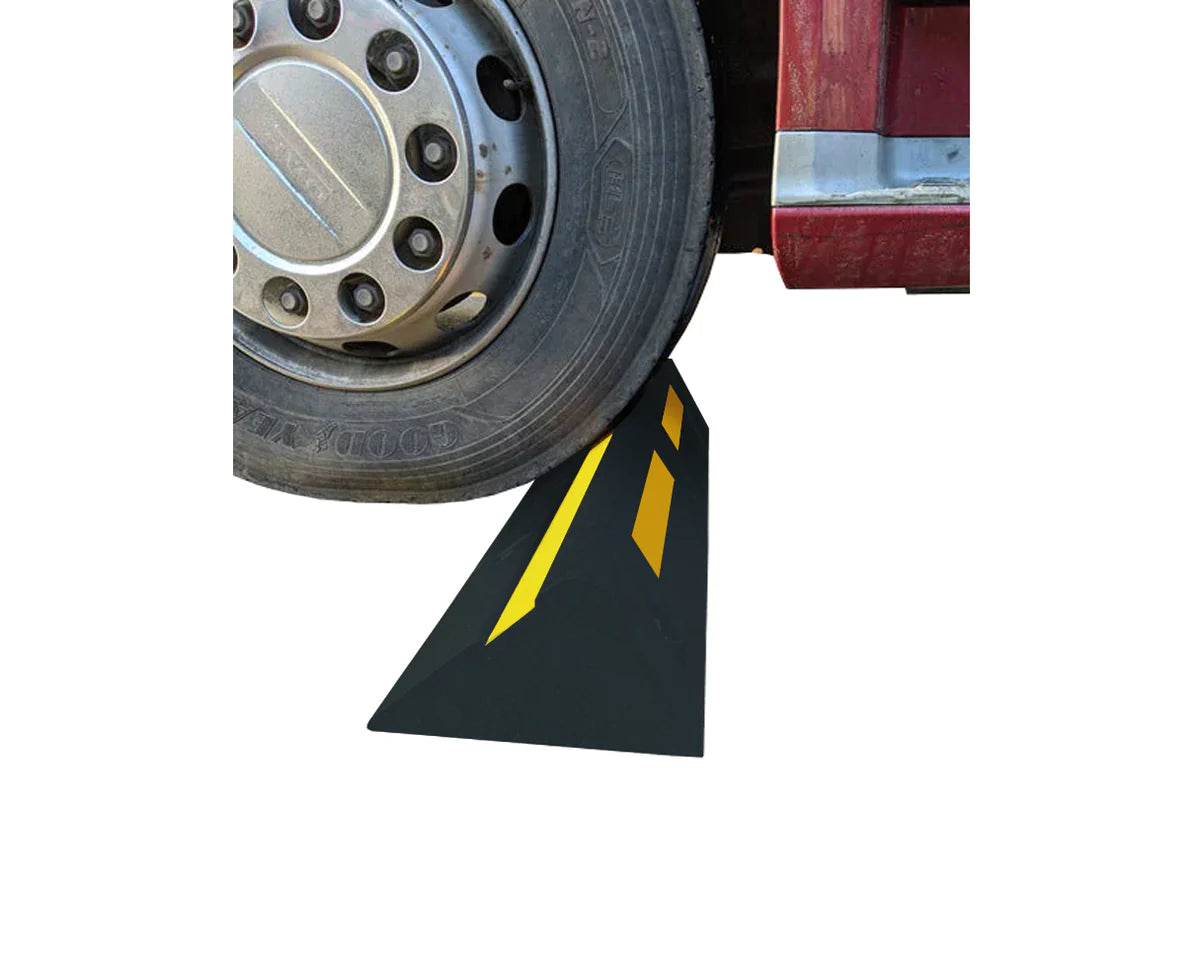 Nylon Reinforced Rubber Kerb - 1000 x 285 x 150mm