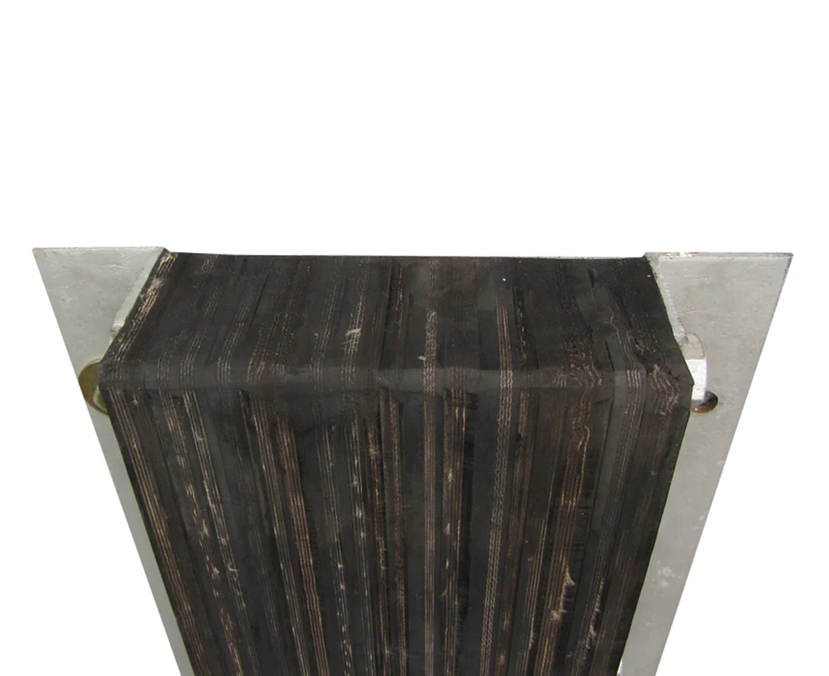 Dock Laminated Rubber Conveyor - 900 x 400 x 105mm