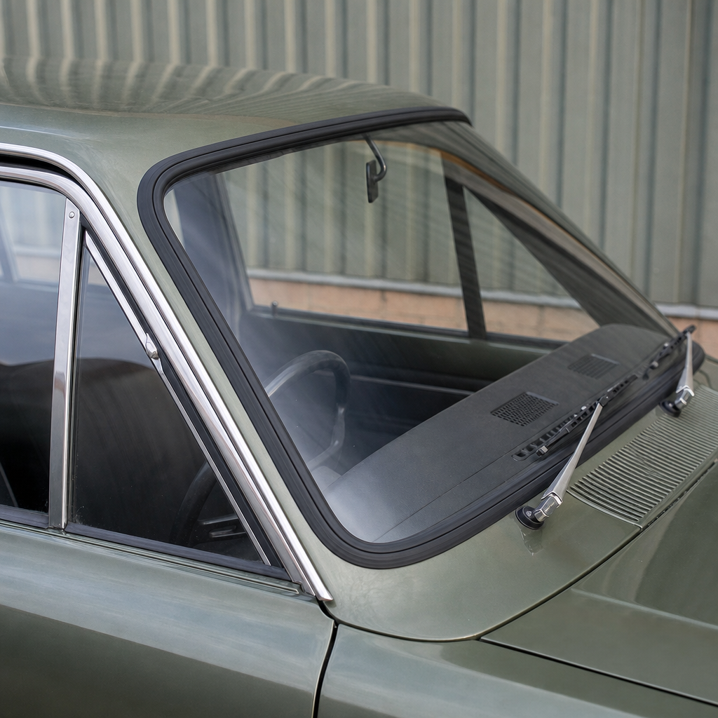 Windscreen Surround – Fits Ford Cortina Mk2 (ES100)