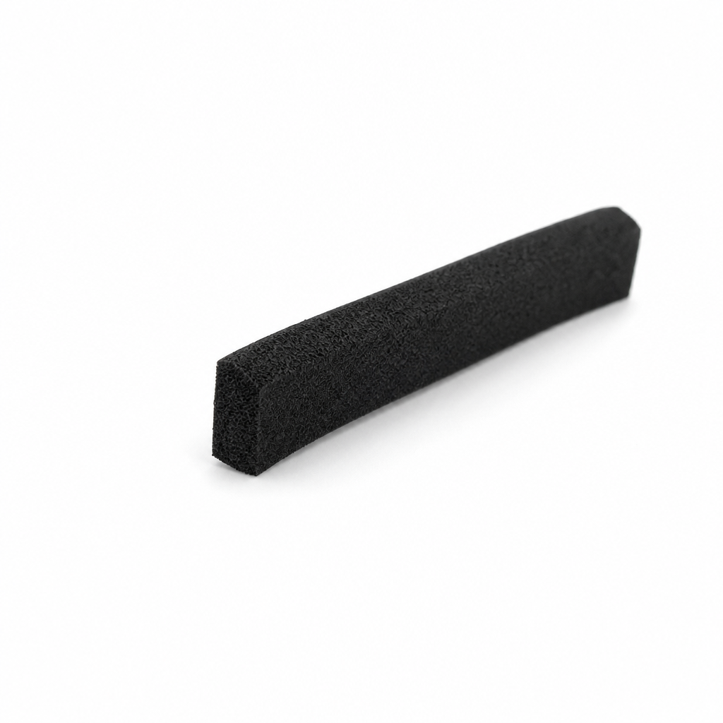 Plain Expanded Neoprene Sponge Strip 12mm x 6mm – 6 Metre Roll