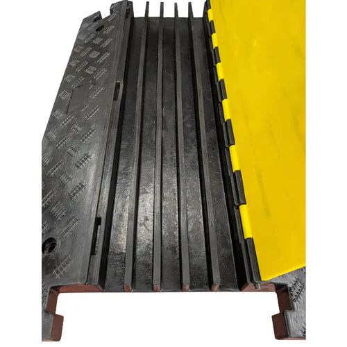 5 Channel Lidded Cable Ramp For Vehicles