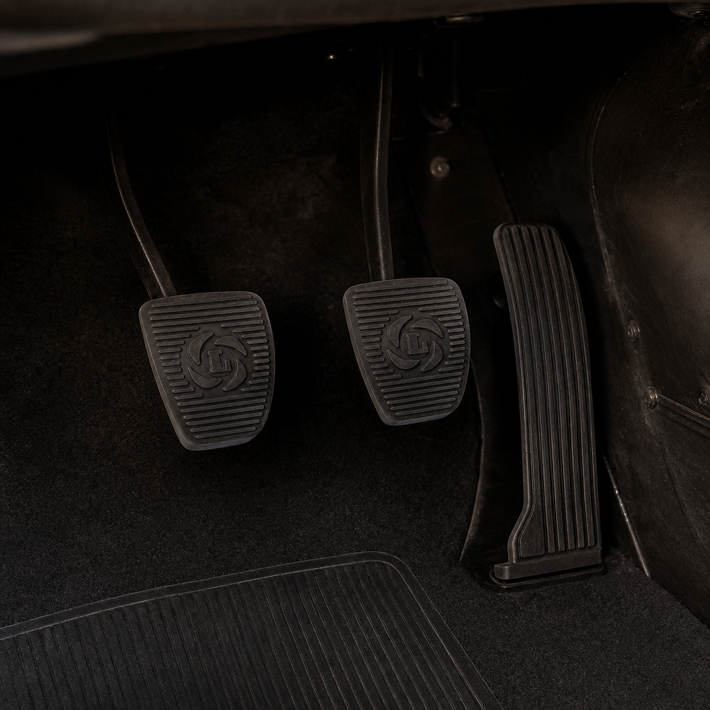 Manual Pedal Set – Fits Triumph Stag (All Manual Models)