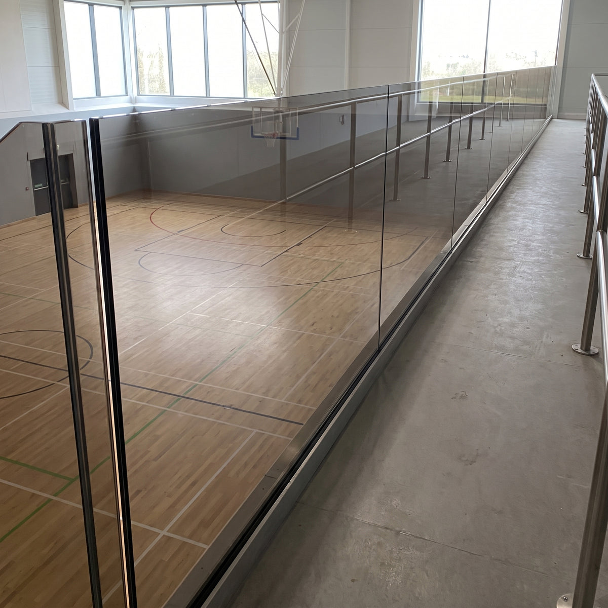 Neutral 9T13 tinted Perspex balustrade